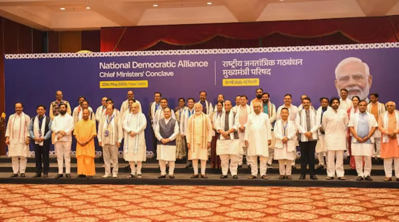modi with NDA Leaders