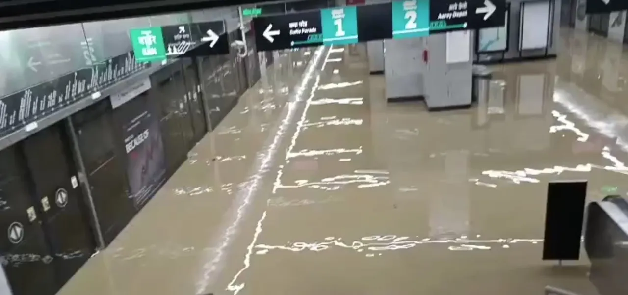 mumbai metro under rain water
