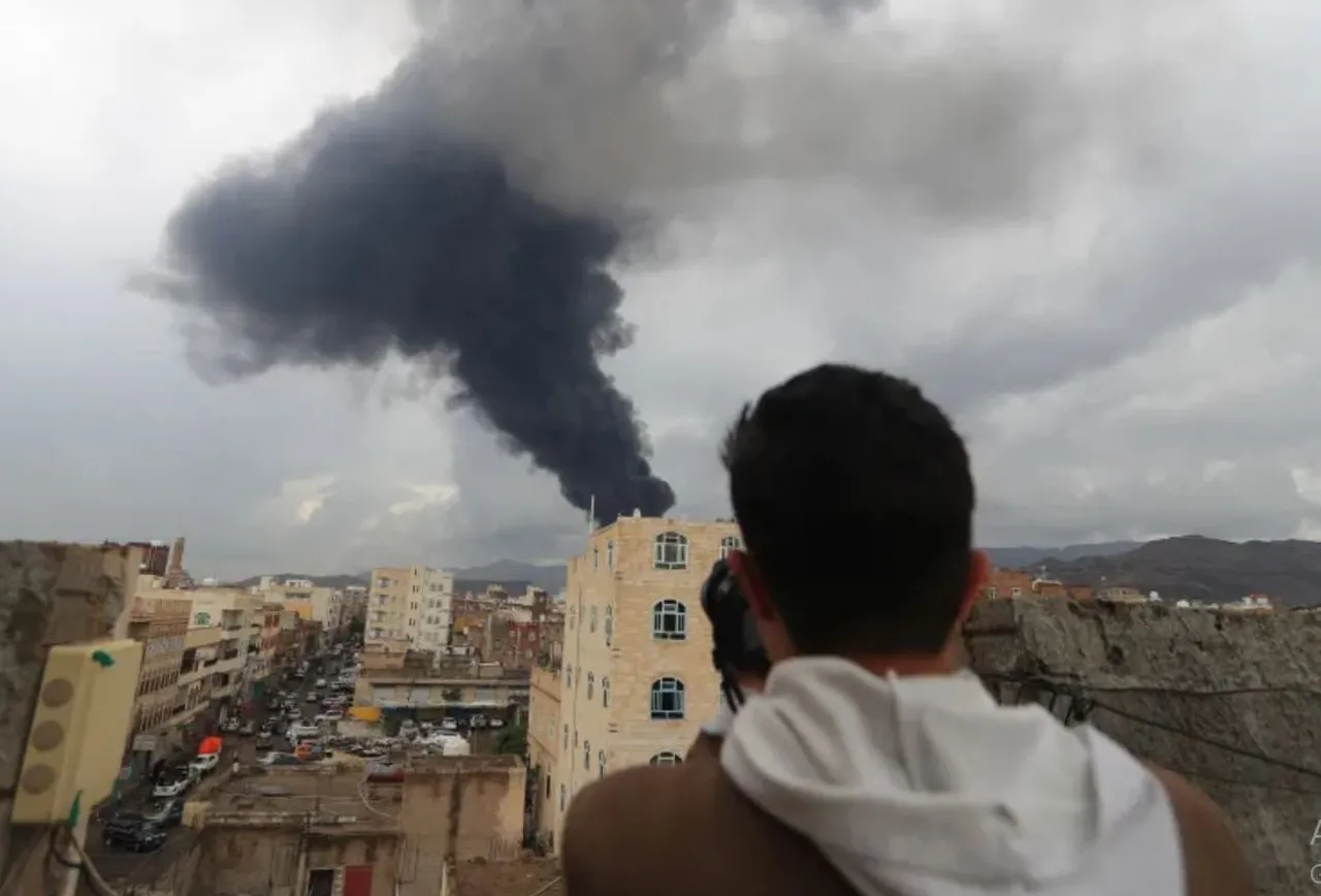 israel attacks houthi