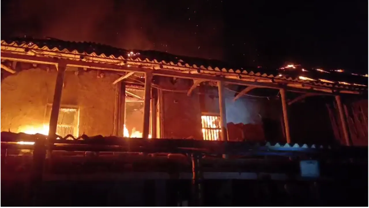 Screenshot 2025-10-11 12.04.32 PM