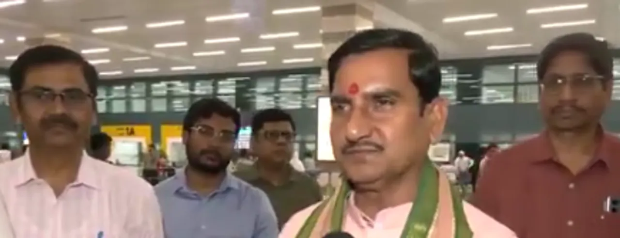 Screenshot 2025-10-29 10.01.00 PM