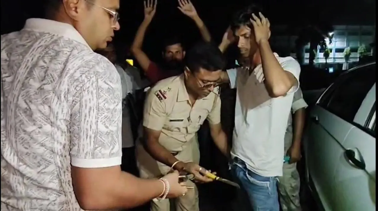 WhatsApp Image 2025-11-01 at 9.01.14 PM