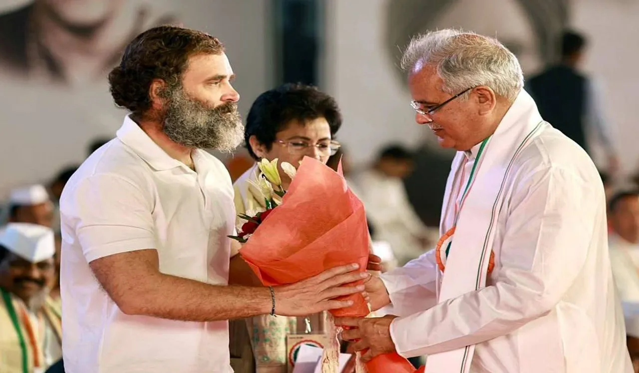 16bhupesh-baghel-rahul-gandhi.jpg