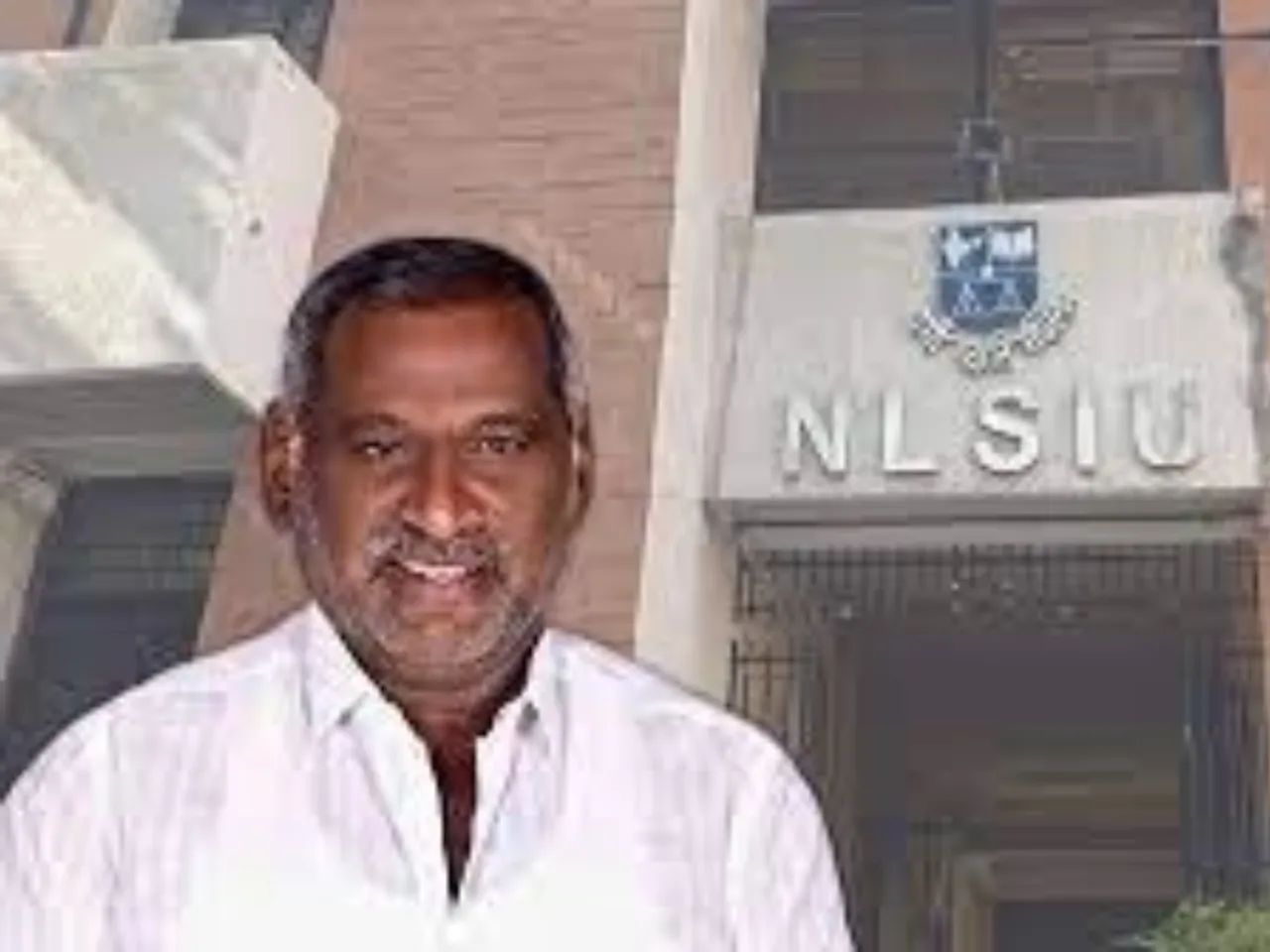 karnataka law minister.jpg