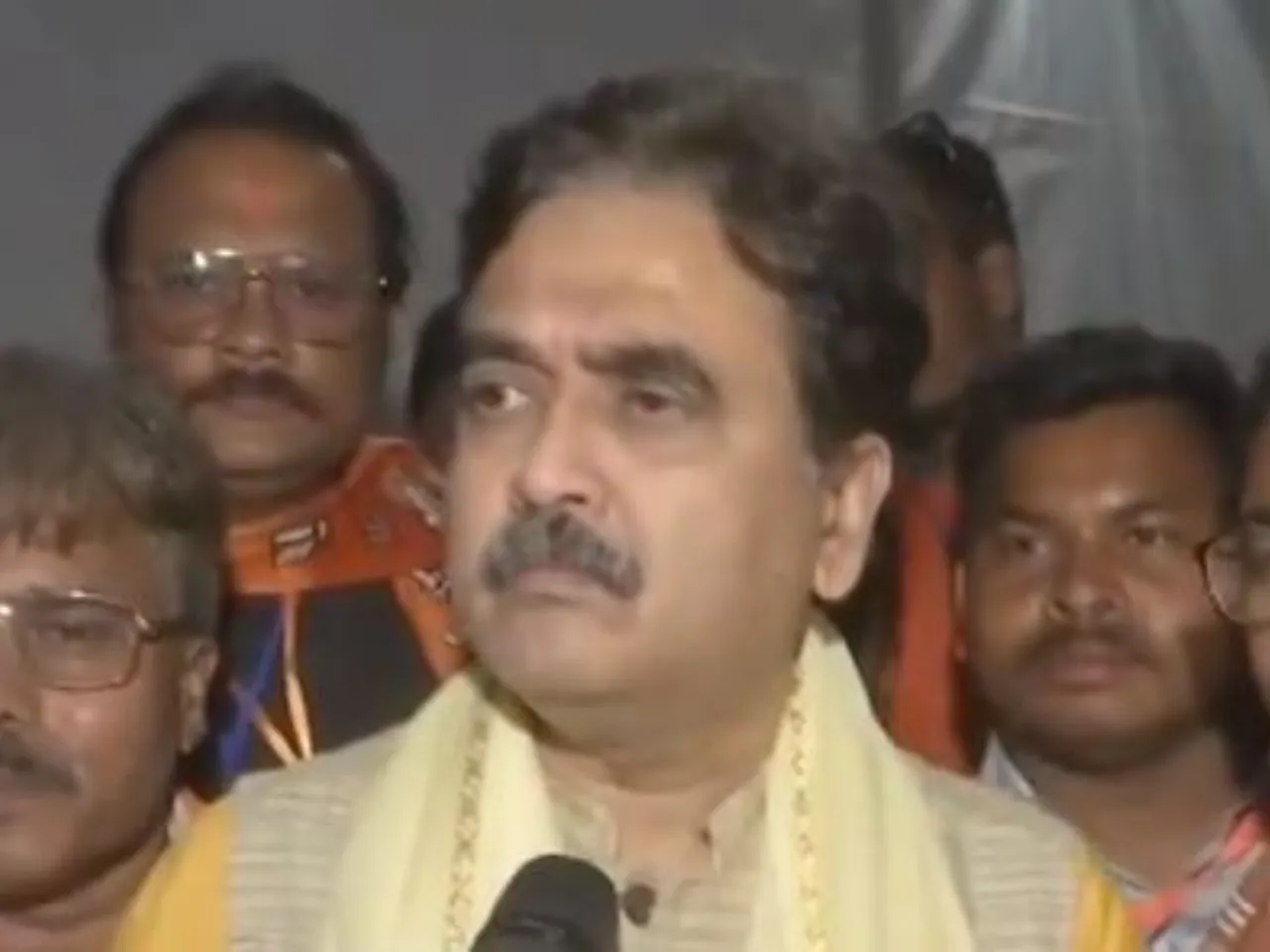 justice abhijeet ganguly .jpg