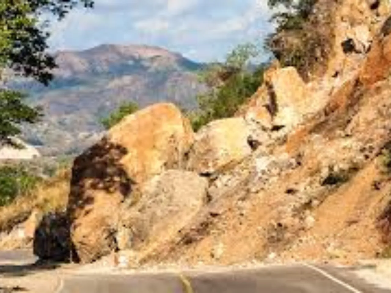land slide1.jpg