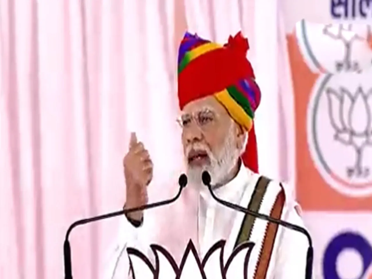 modi rajasthan bik.jpg