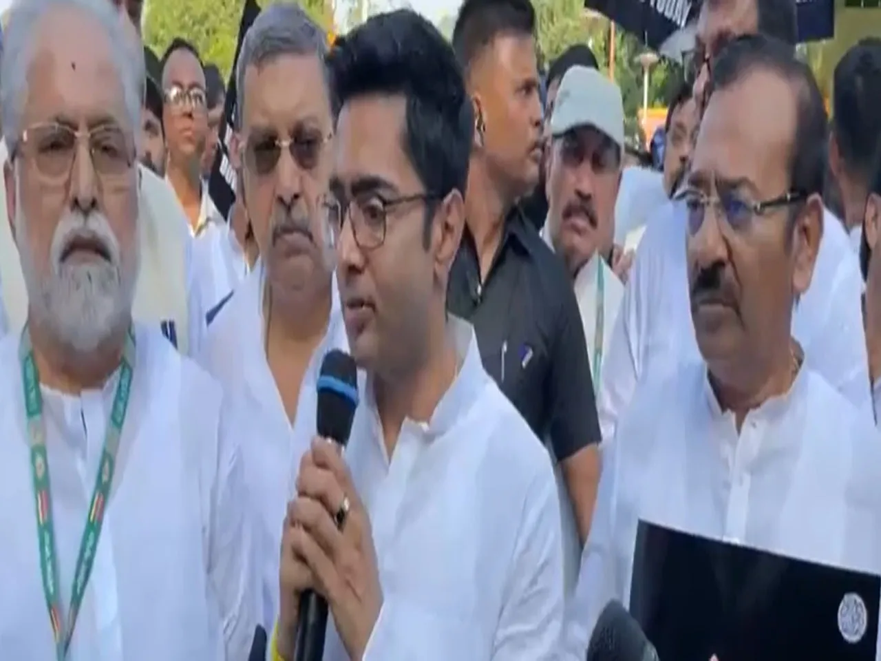abhi raSSj.jpg