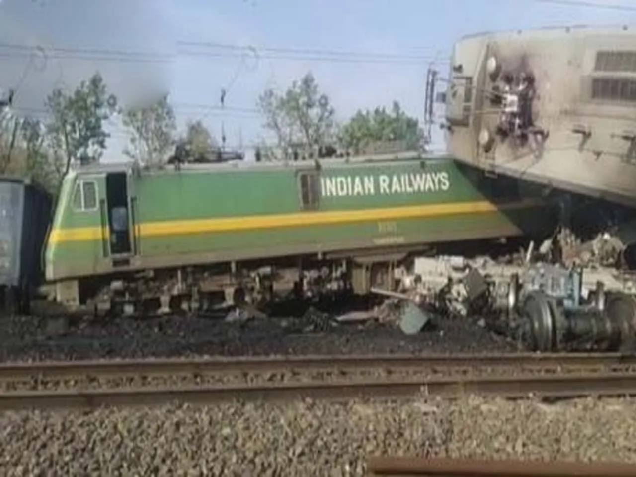 rail accident.jpg