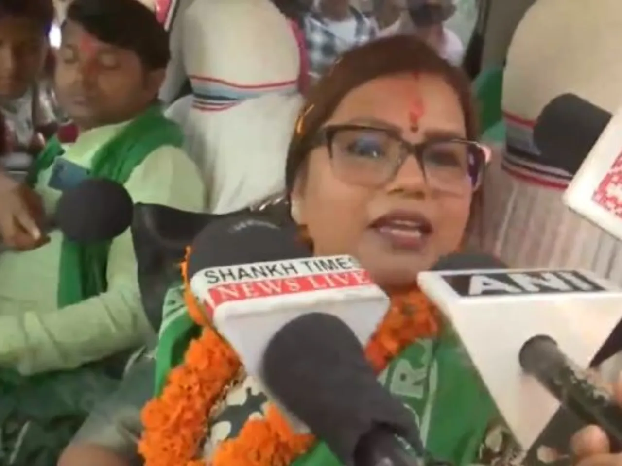 ঙমা ঊারতী.jpg