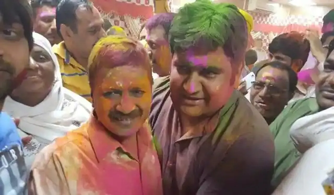 ‘গিরগিটের সব রঙ শেষ হয়ে গেছে’, হোলিতেও কেজরীকে দুষল বিজেপি 