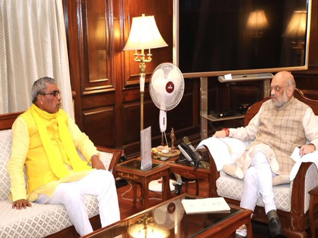 amit shah boithoks.jpg