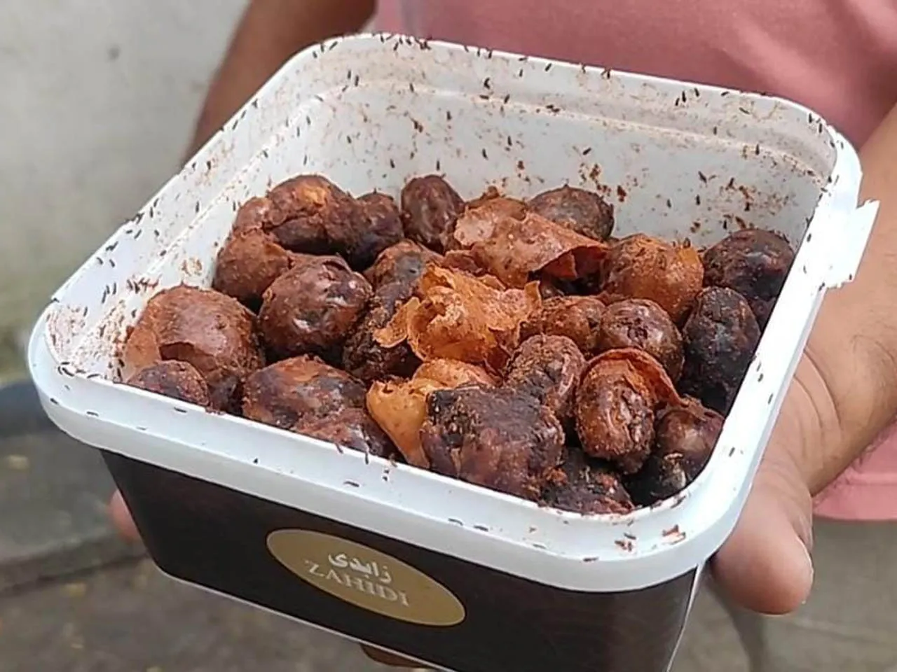 দ