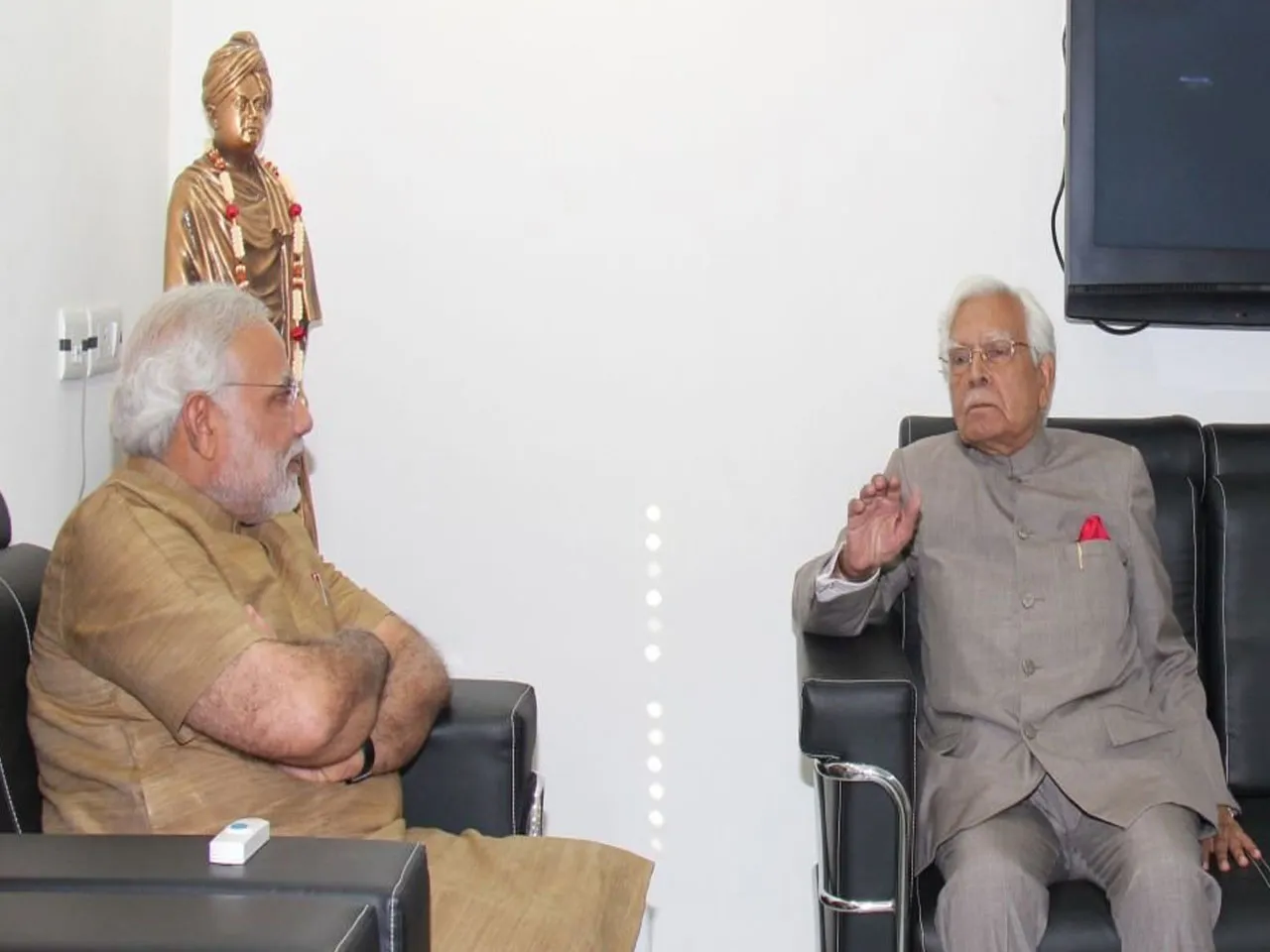 natwar singh l1.jpg
