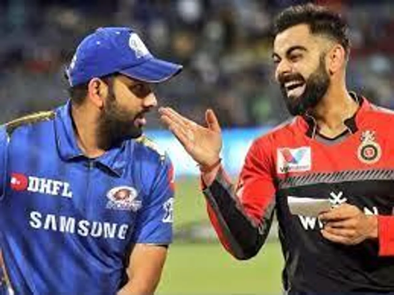 কোহলি-শর্মার সঙ্গে হাত মেলানোয় বিপত্তি এক ভক্তের