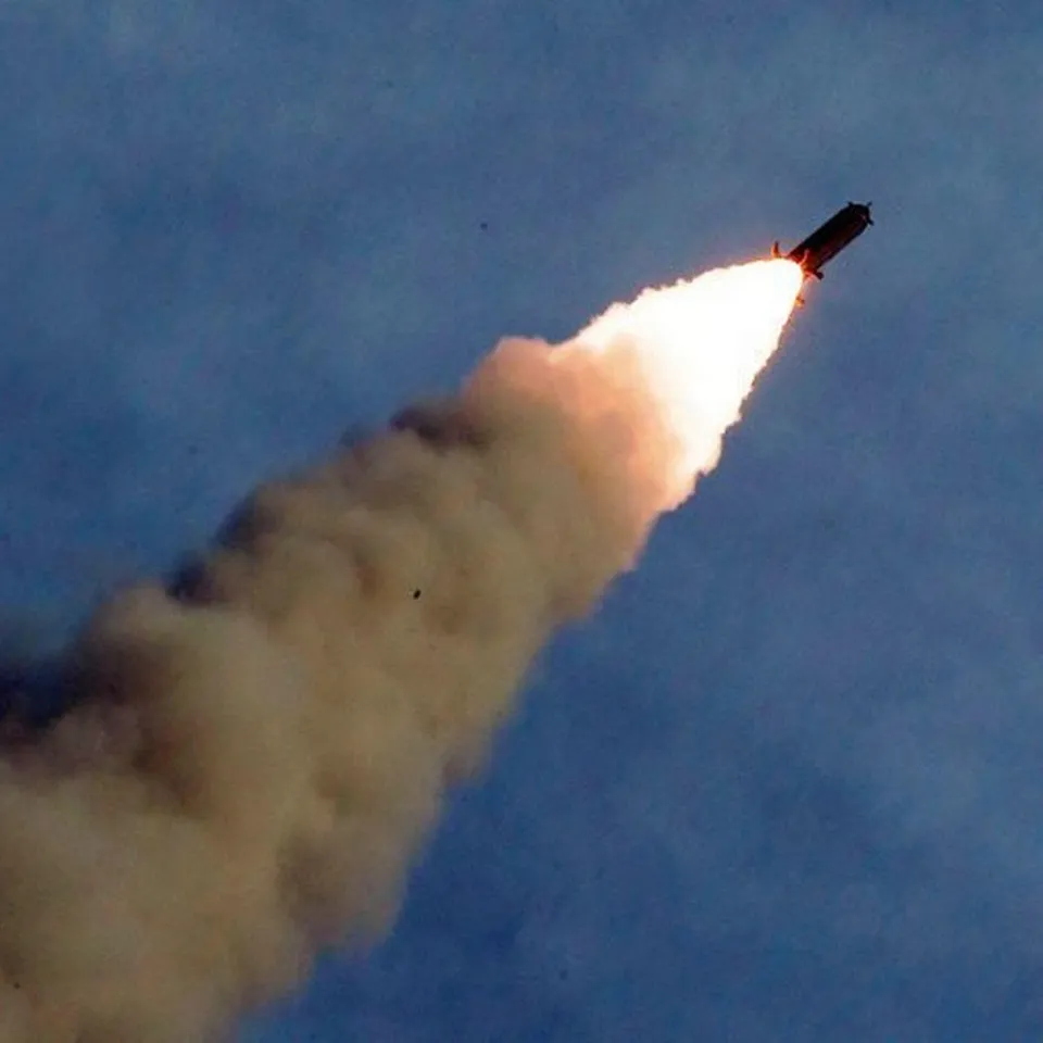 উত্তর কোরিয়ার ক্ষেপণাস্ত্র উৎক্ষেপণের পর জাপানে  উদবাস্তুদের জন্য জারি সতর্কতা