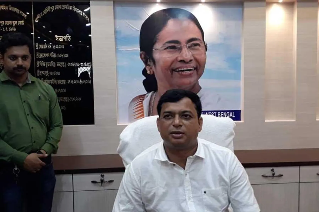 শেষ বেলাতেও শিক্ষকদের পাশে থাকার আশ্বাস প্রাথমিক শিক্ষা সংসদের প্রাক্তন চেয়ারম্যানের!