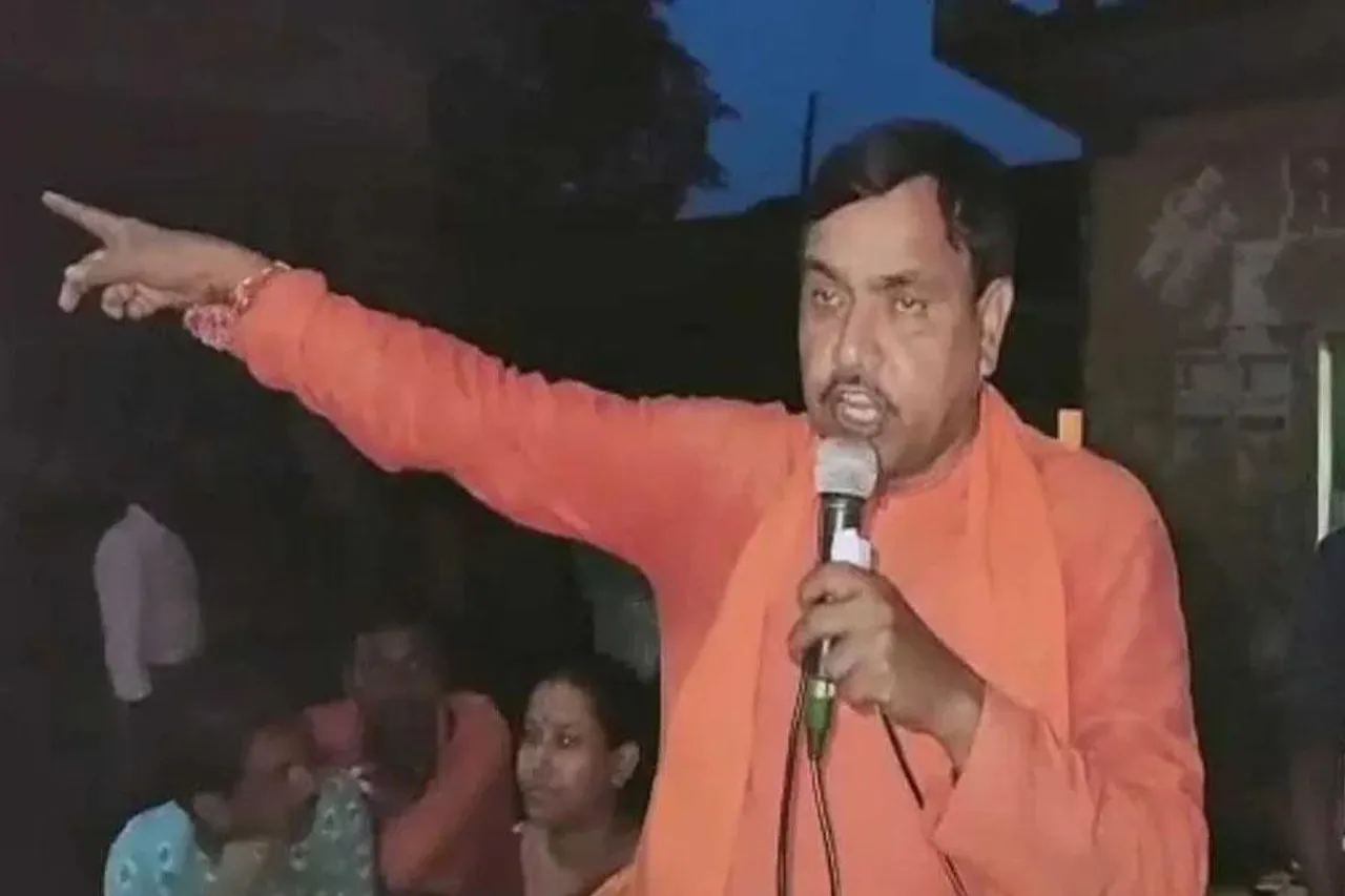 দুর্নীতিগ্রস্ত তৃণমূল নেতাদের টুঁটি চেপে ধরার নিদান বিজেপি বিধায়কের