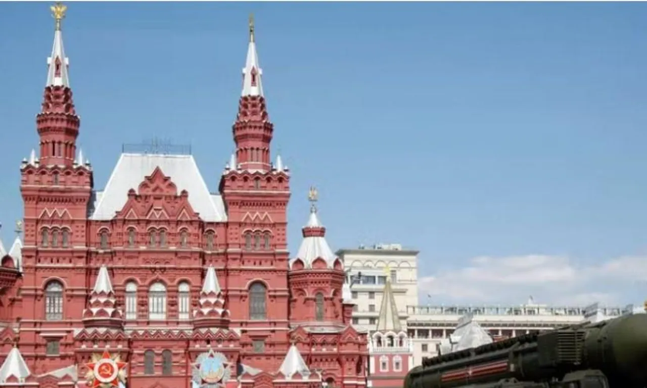 পারমাণবিক অস্ত্র নিয়ে বাইডেনের হুঁশিয়ারিতে রাশিয়ার প্রতিক্রিয়া