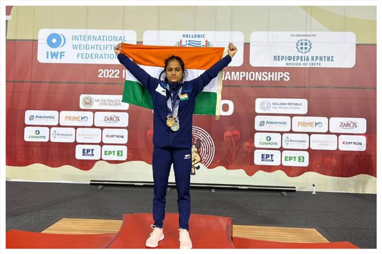 এশিয়ান ভারোত্তোলন চ্যাম্পিয়নশিপ ২০২২-এ ব্রোঞ্জ জিতলেন হর্ষদা
