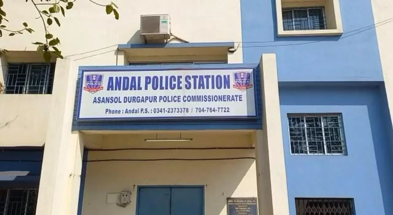 মোবাইল টাওয়ারের ব্যাটারি চুরির ঘটনায় গ্রেপ্তার ১