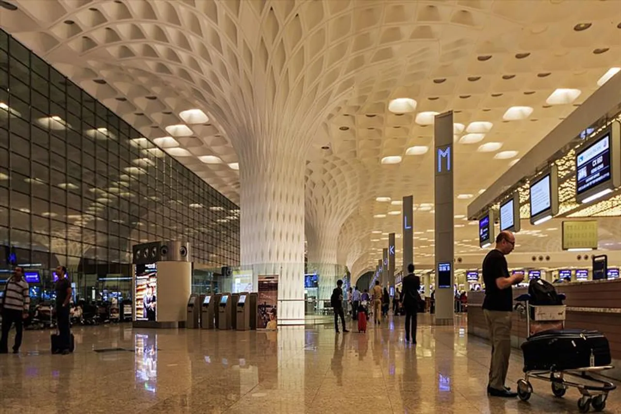 আনুমানিক ২০ কোটি টাকার মূল্যের মাদক উদ্ধার বিমানবন্দরে