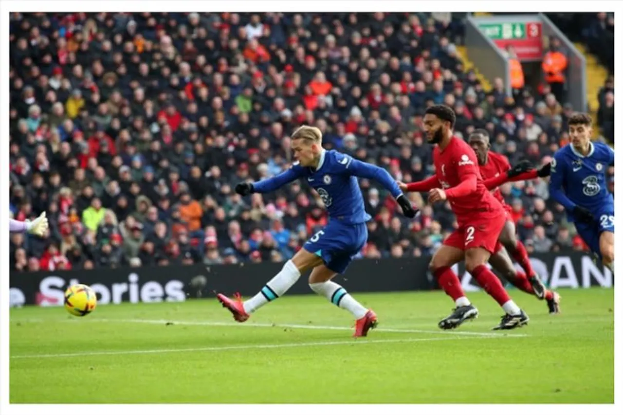 পাঁচ বছরের সময়সীমা ধার্য করতে পারে উয়েফা