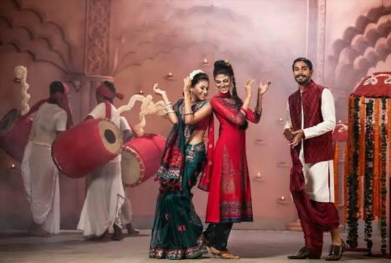 ষষ্ঠী থেকে দশমী কীভাবে সাজিয়ে তুলবেন নিজেকে?