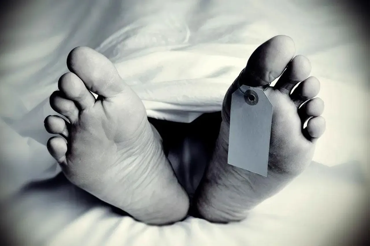 নেশাগ্রস্ত অবস্থায় মৃত্যু হল এক ব্যাক্তির