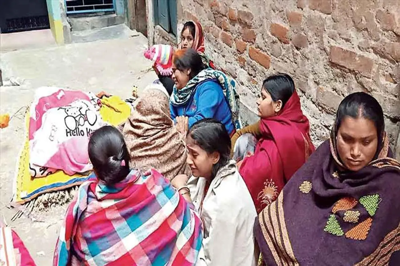 বিষ মদ খেয়ে ৭০ নয়, ২০০ জনের মৃত্যু হয়েছে!