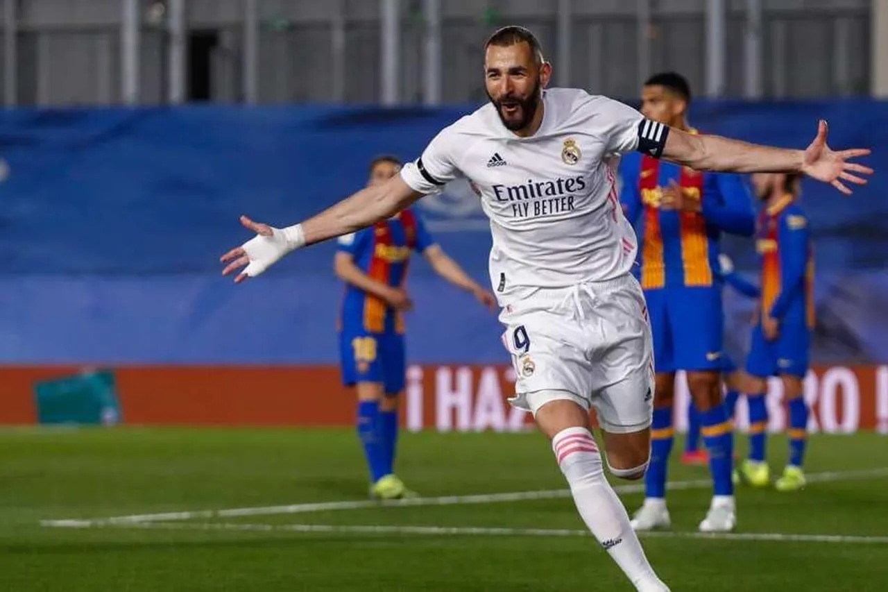 সেমিফাইনালের আগে এল ক্লাসিকোয় মজে বেঞ্জিমা