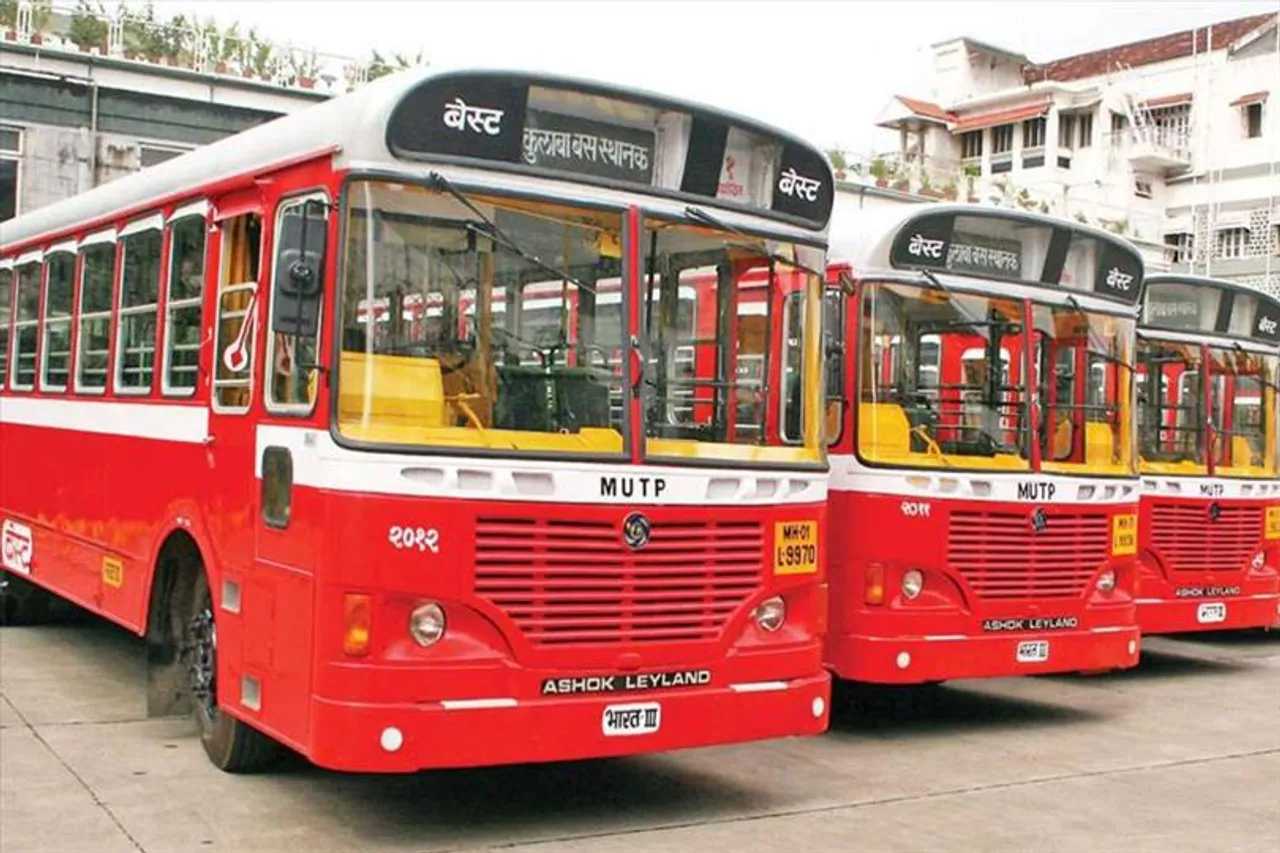 পর্যটকদের ভিড়ের কথা মাথায় রেখে রাস্তায় নামছে অতিরিক্ত ৫০টি বাস