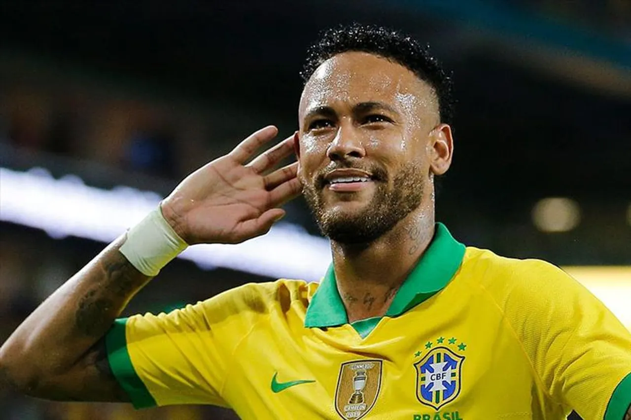 ষষ্ঠ বিশ্বকাপ শিরোপা জেতার স্বপ্ন দেখছে ব্রাজিল: নেইমার