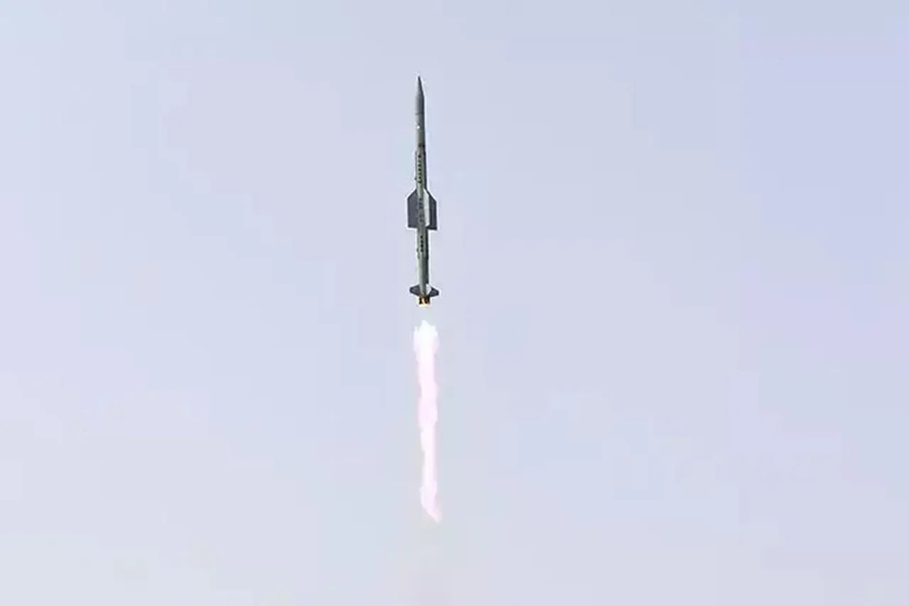 নৌ জাহাজ থেকে VL-SRSAM-এর পরীক্ষামূলক উৎক্ষেপণ সফল