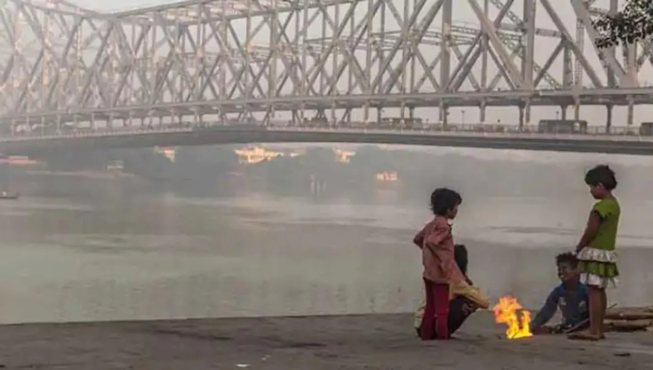 পারদ ওঠানামার ফাঁকেই বৃষ্টির ভ্রুকুটি!