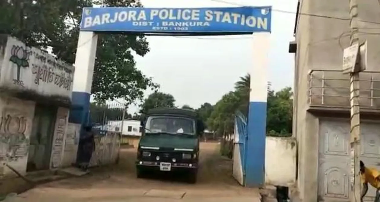 কয়লা চুরির অভিযোগে ২৬ জনকে গ্রেপ্তার করল বড়জোড়া থানার পুলিশ