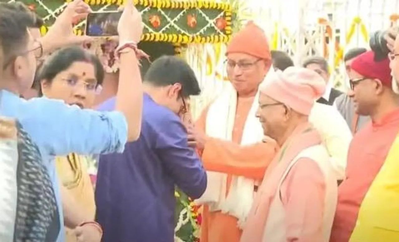 সিমলা স্ট্রিটে স্বামী বিবেকানন্দর  বাড়িতে অভিষেক,  দেখুন ভিডিও