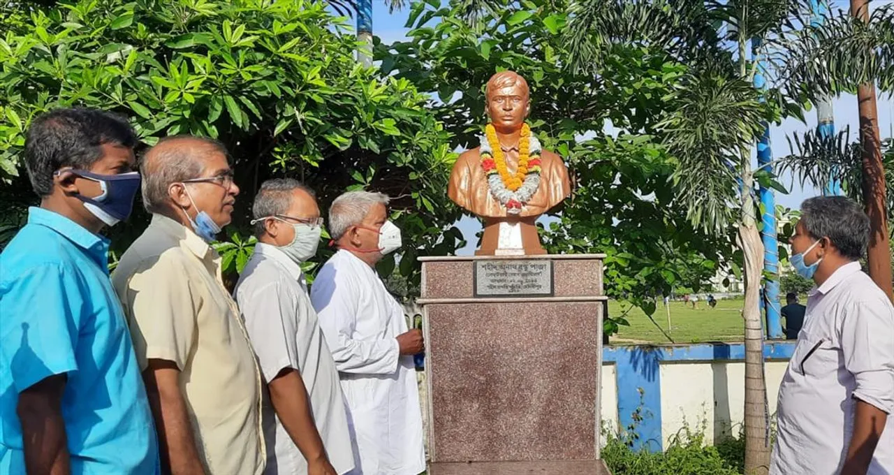 ফুটবল খেলতে নেমে গুলিতে নিহত জেলা শাসক, দিনটি স্মরণ করল শহিদ প্রসস্তি সমিতি