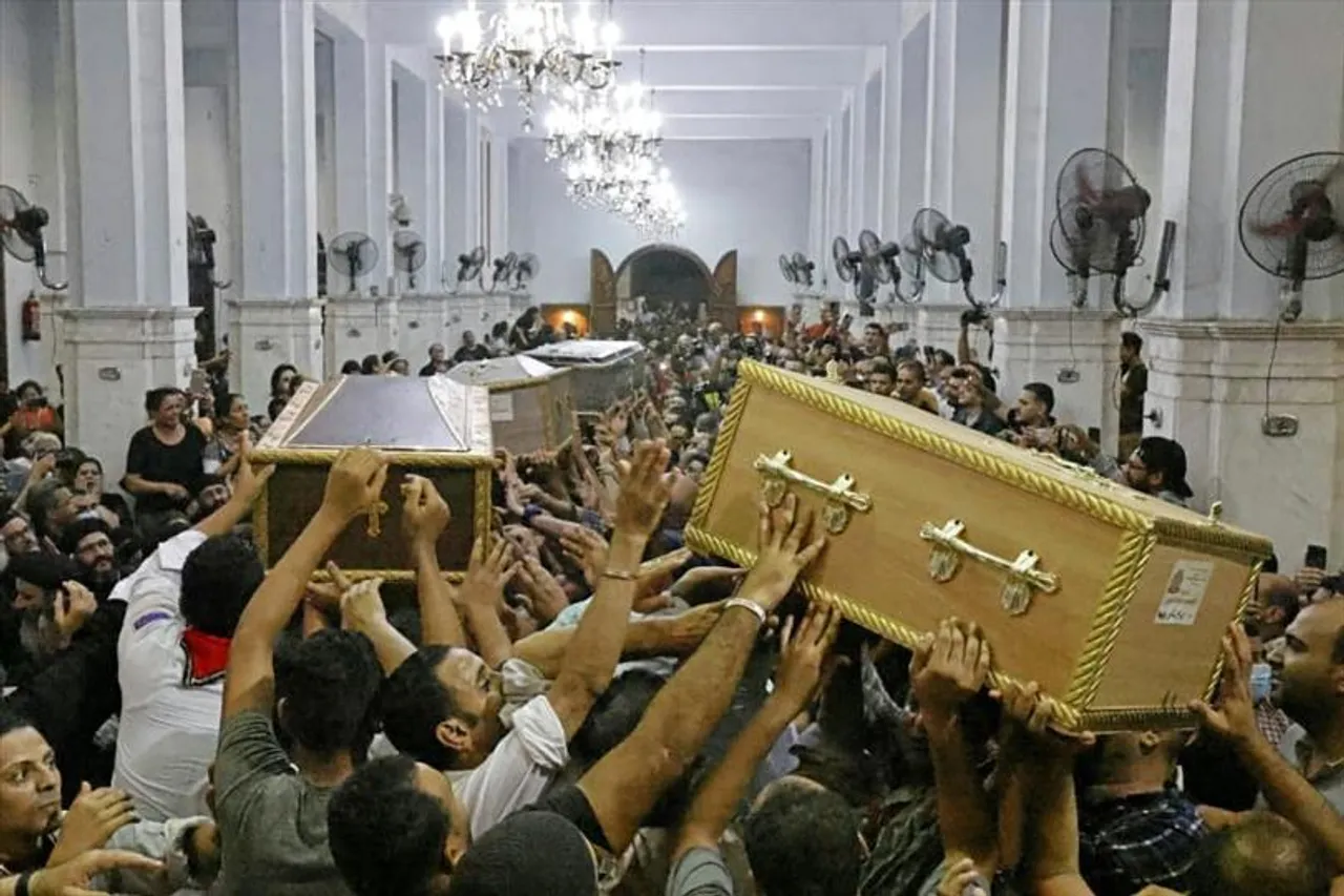 চার্চে অন্তত ১৮ শিশুর মৃত্যুর আশঙ্কা