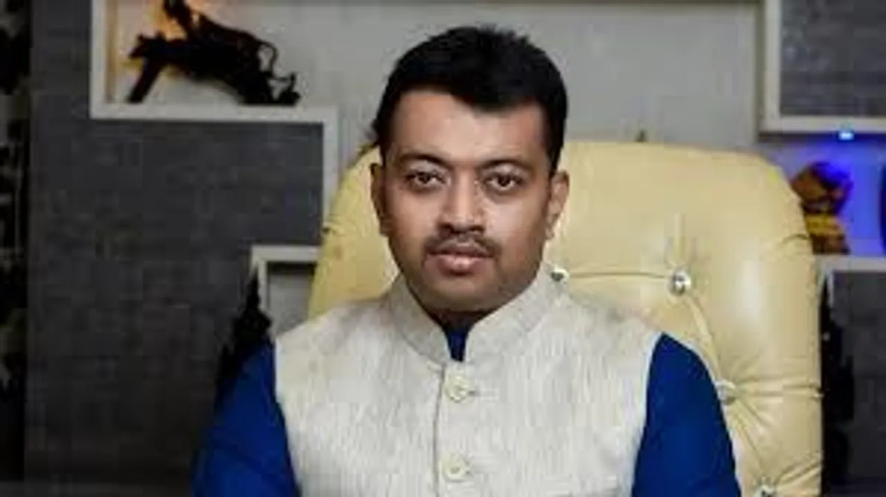 হাসপাতালে ভর্তি হলেন মুকুল রায়ের পুত্র শুভ্রাংশু