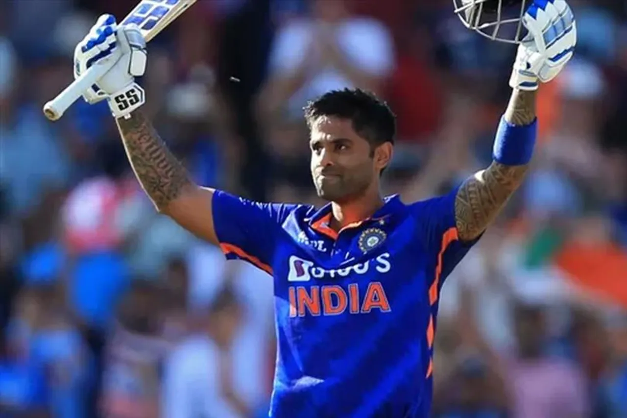 অর্ধ শতরান হাঁকালেন সূর্যকুমার যাদব