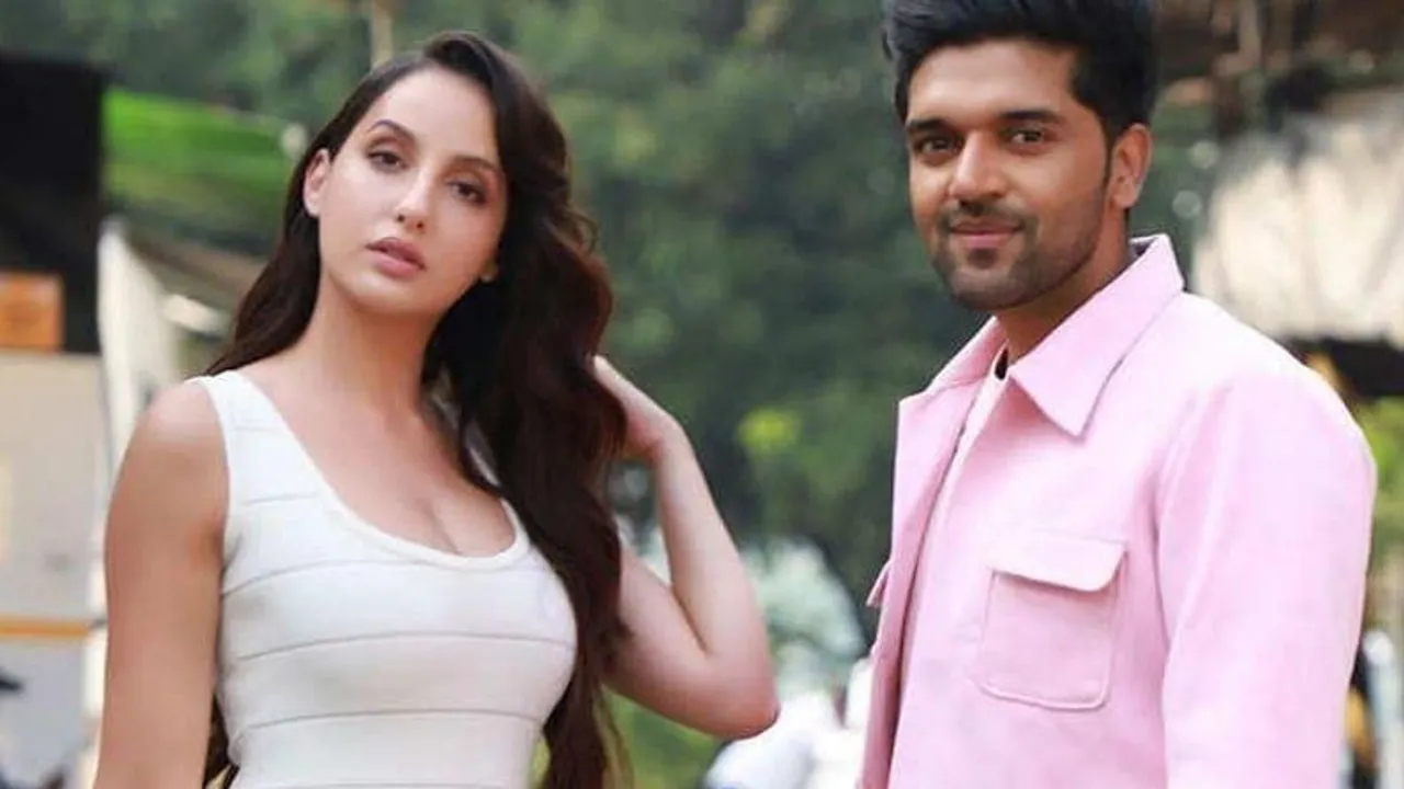 একে অপরের প্রেমে হাবুডুবু খাচ্ছেন নোরা- গুরু