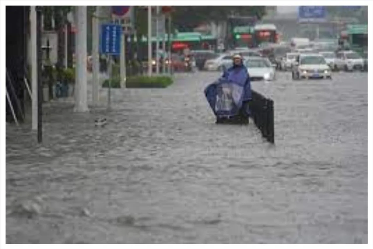 ঘূর্ণিঝড় গ্যাব্রিয়েলে ক্ষতিগ্রস্ত এলাকায় জরুরি ত্রাণের ঘোষণা করলো সরকার