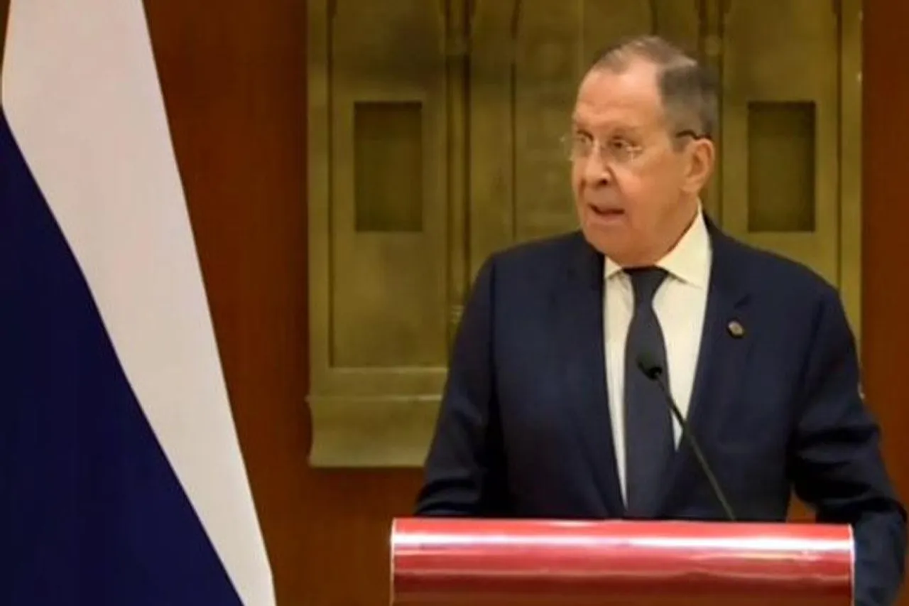 রাশিয়ার আগ্রাসন ইউক্রেনীয় শাসনকে সশস্ত্র করছে: সের্গেই ল্যাভরভ