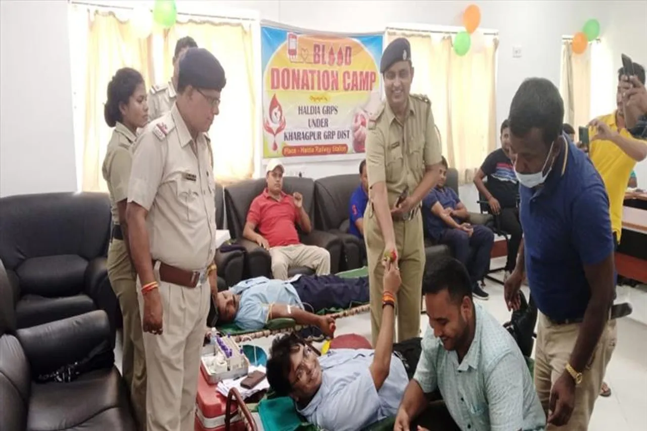 রক্তের প্রয়োজন মেটাতে GRPS-এর রক্তদান শিবির