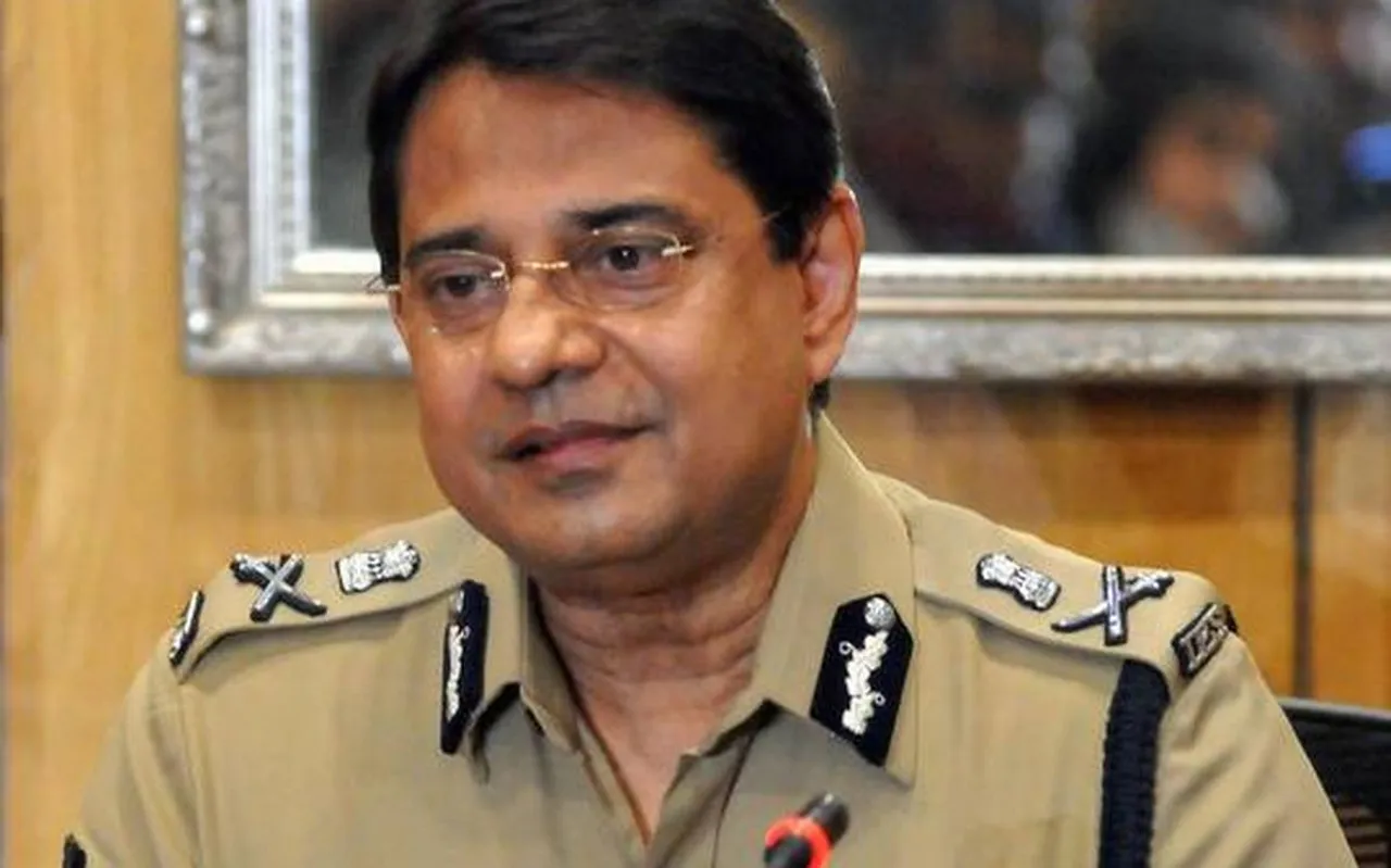 অমানবিক, বিকৃত মানসিকতা: ভুয়ো ভ্যাকসিনকাণ্ডে সিপি সৌমেন মিত্র