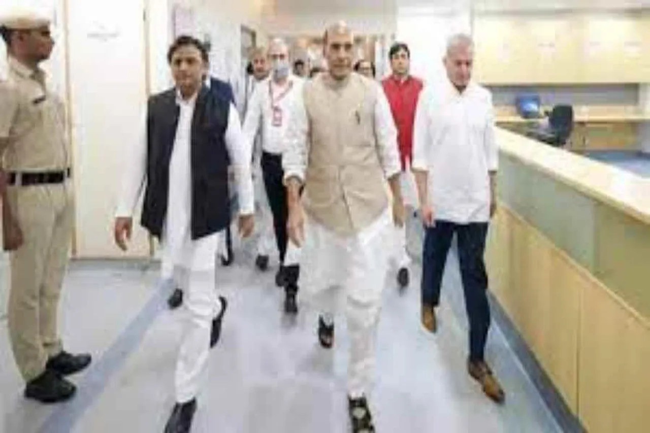 মুলায়ম সিং যাদবের শেষকৃত্যে যোগ দেবেন রাজনাথ সিং