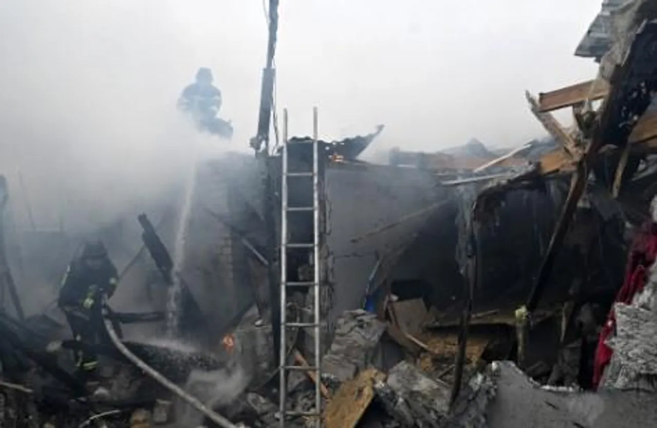 জাপোরিঝিয়ায় রুশ গোলাবর্ষণে নিহত ৩