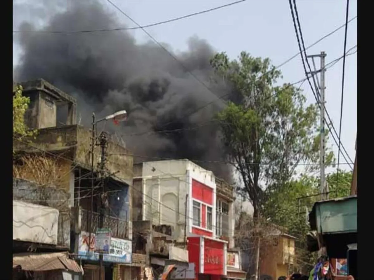 ঝালদা থানায় অগ্নিকাণ্ডের ঘটনায় অভিযুক্ত কংগ্রেস কাউন্সিলর