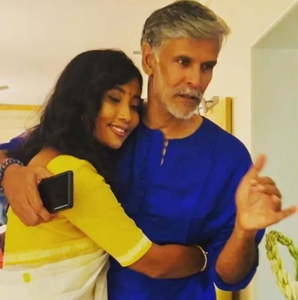 জন্মদিনের ছুটি উপোভোগ করতে স্ত্রীর সঙ্গে মালদ্বীপ সফরে মিলিন্দ সোমন